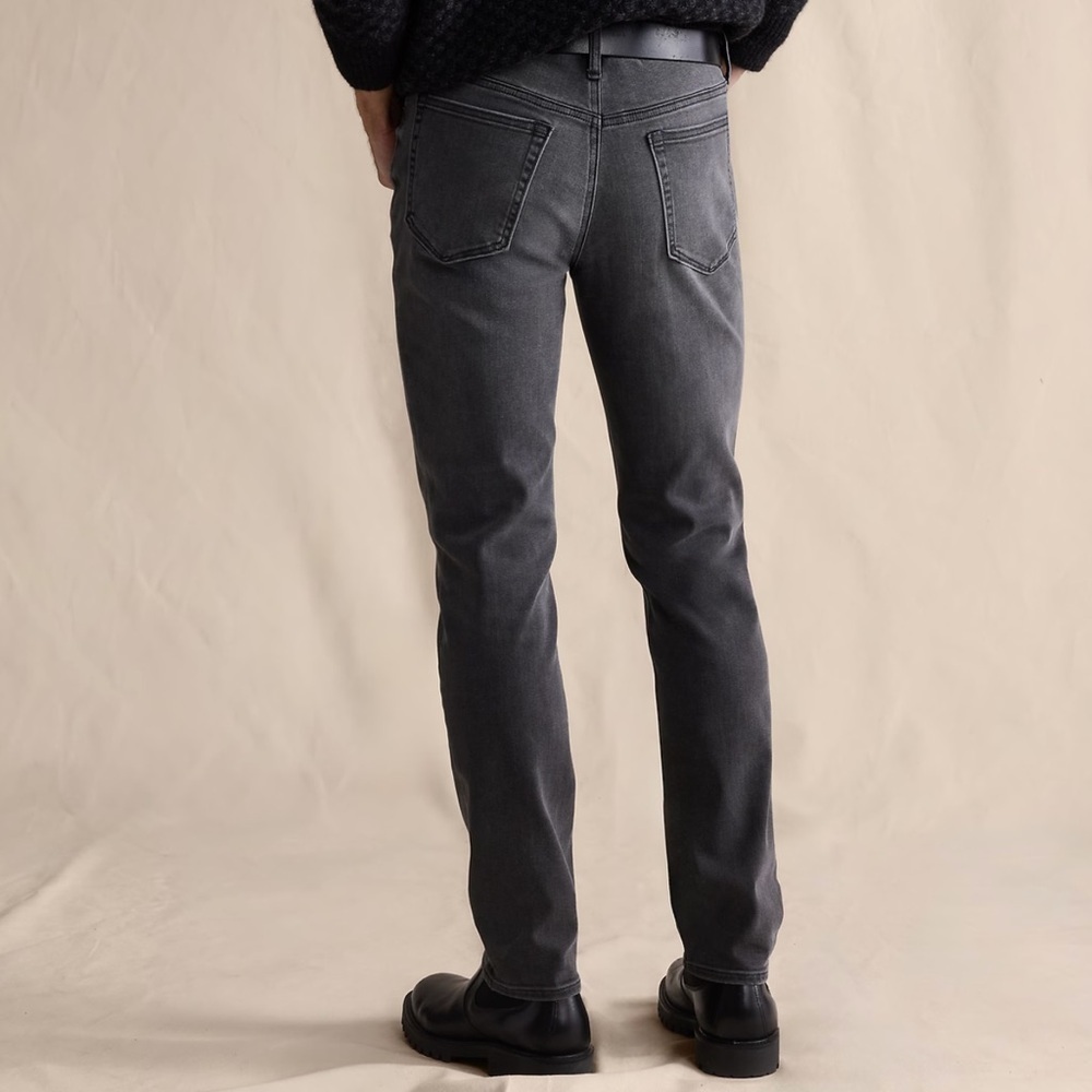 Banana Republic Men's Dark Gray Slim Luxe Traveler Jeans - Picture 2 of 7